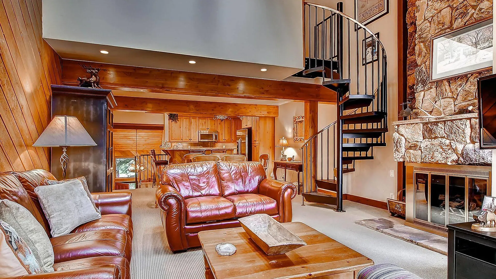 Ridgepoint Townhomes Apartament