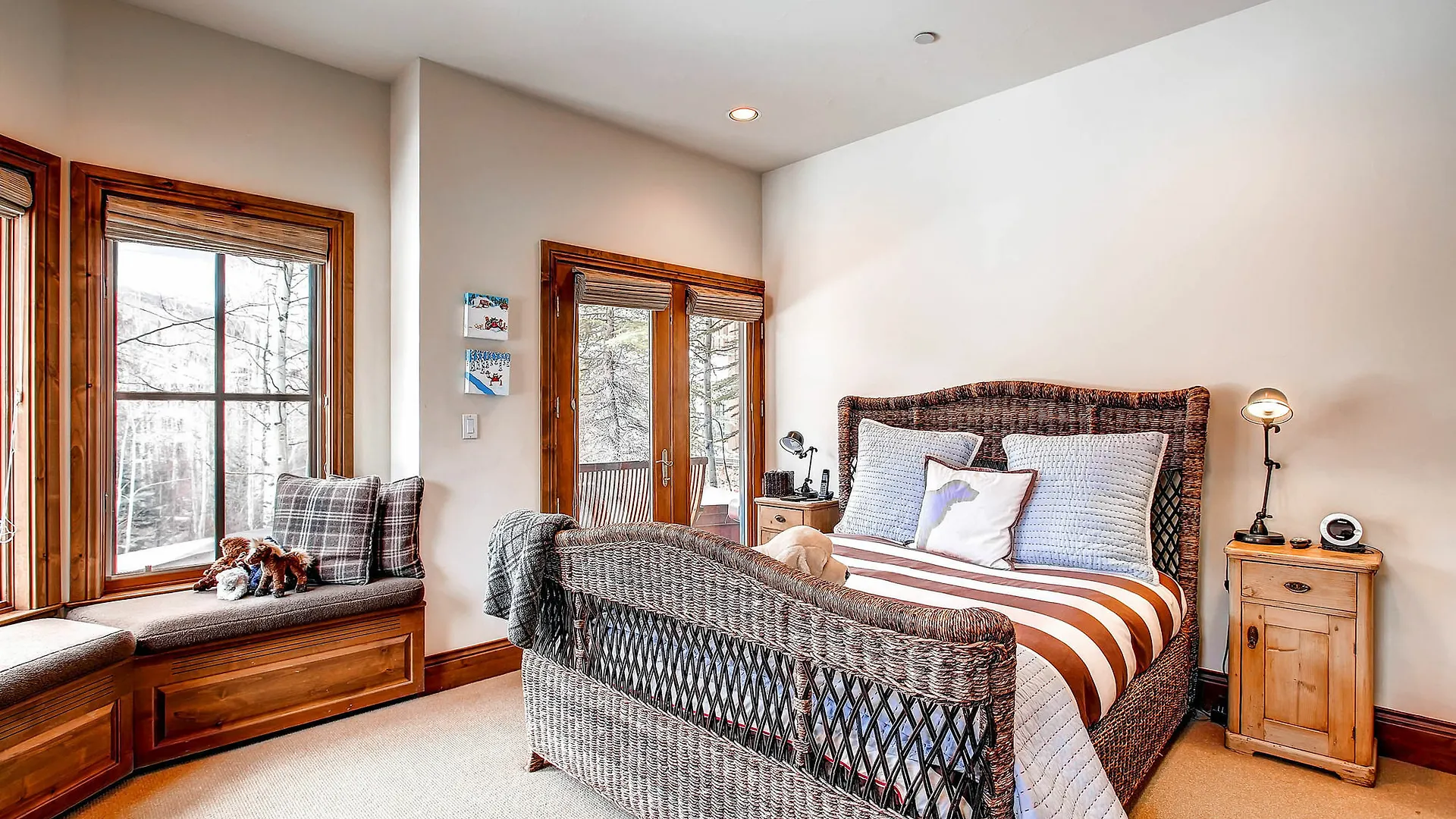 Villa Villa Montane By East West *