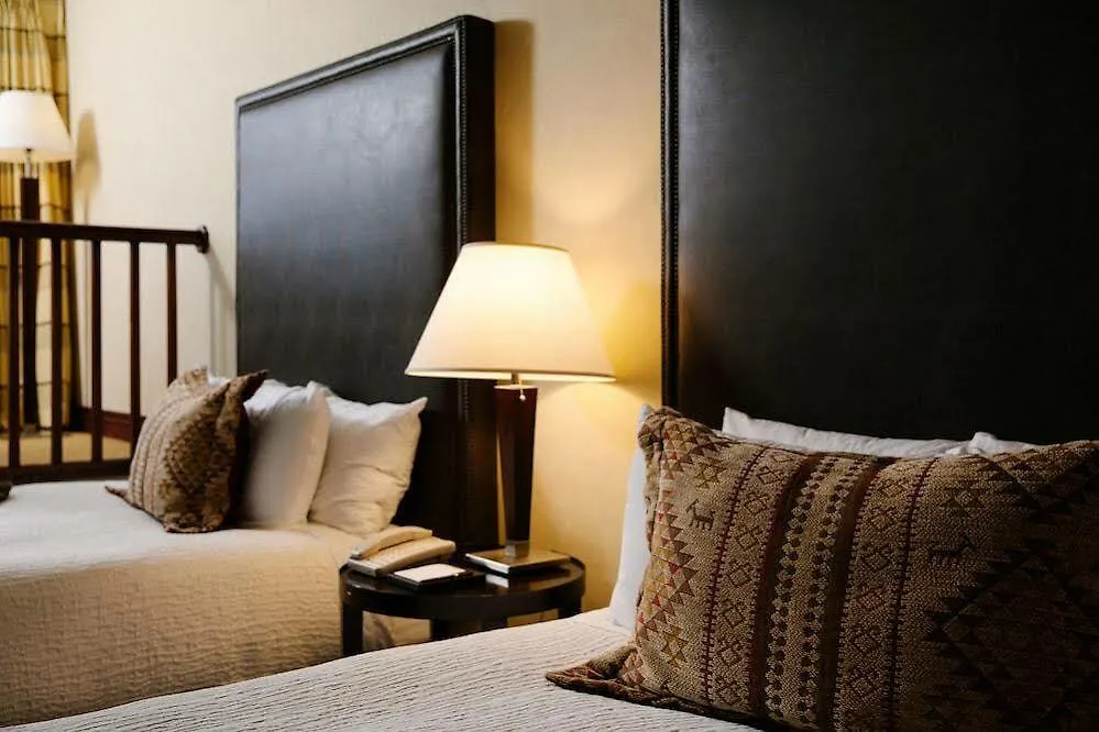 Lodge, Autograph Collection Otel 4*