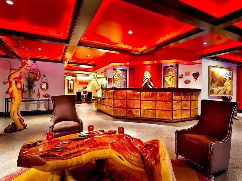 Lodge, Autograph Collection 4*