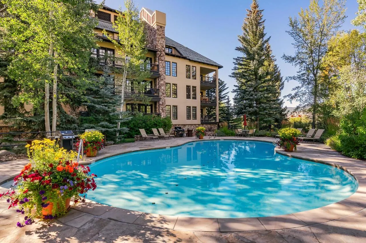 Creekside At Apart Otel 4*